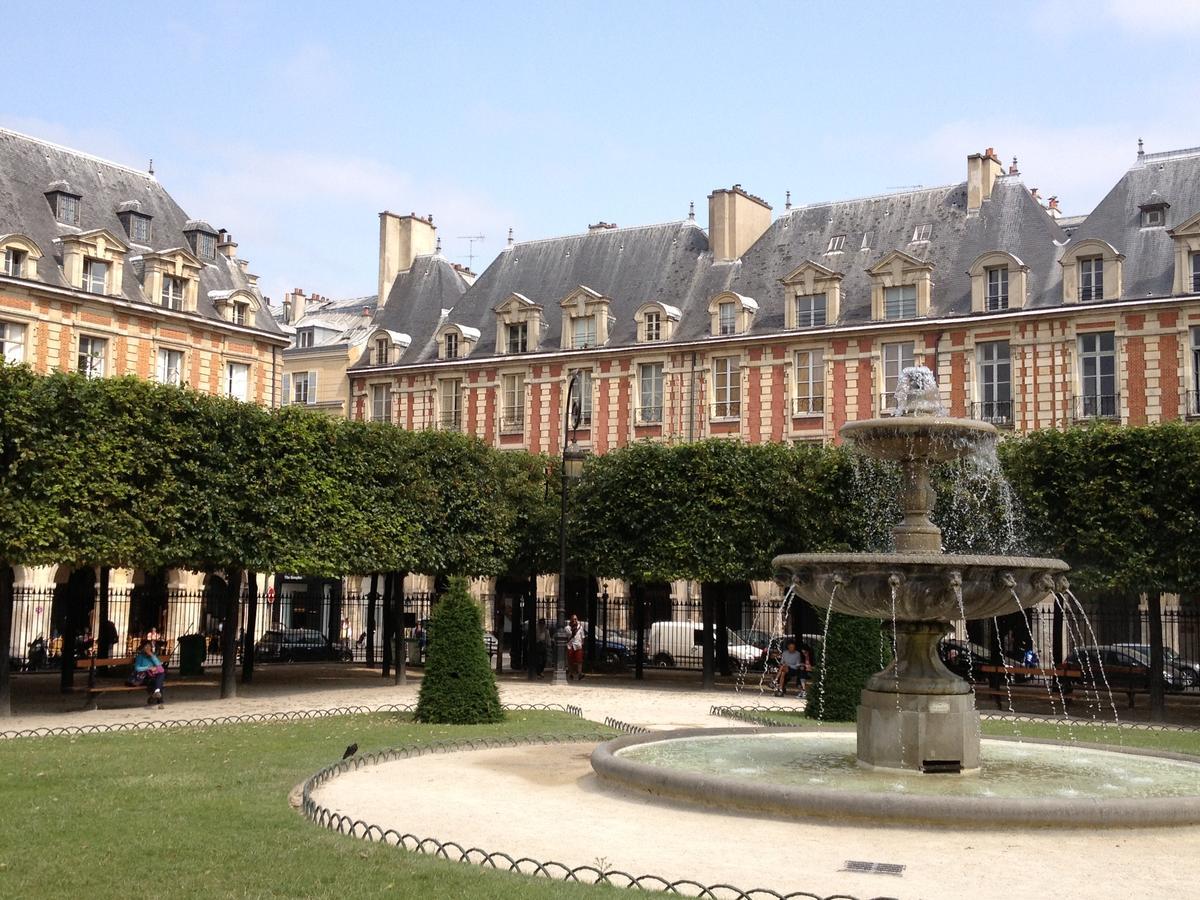New Chic Flat : Le Marais - Place Des Vosges Paris Exterior photo